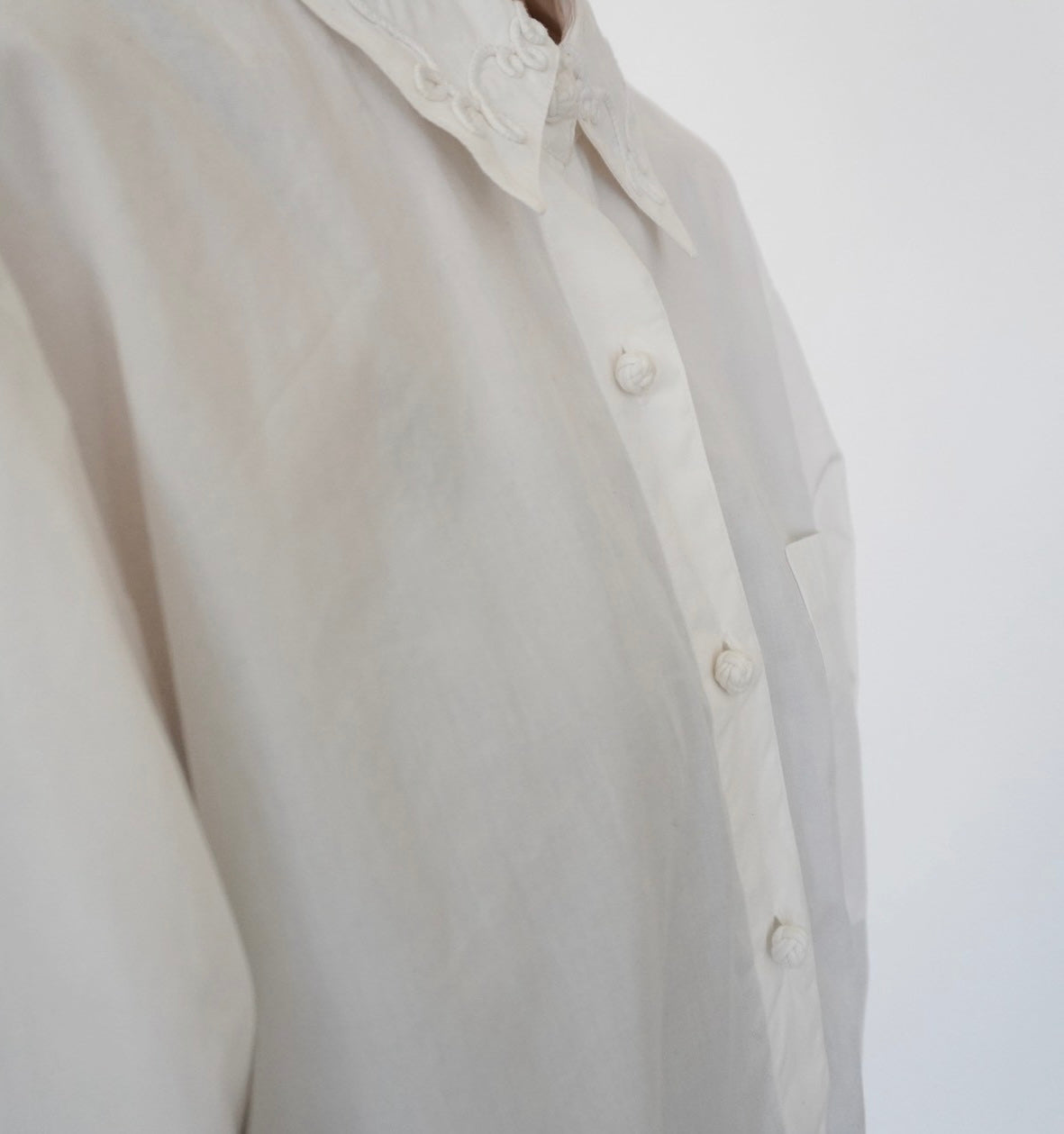 90s Embroidery Collar Shirt