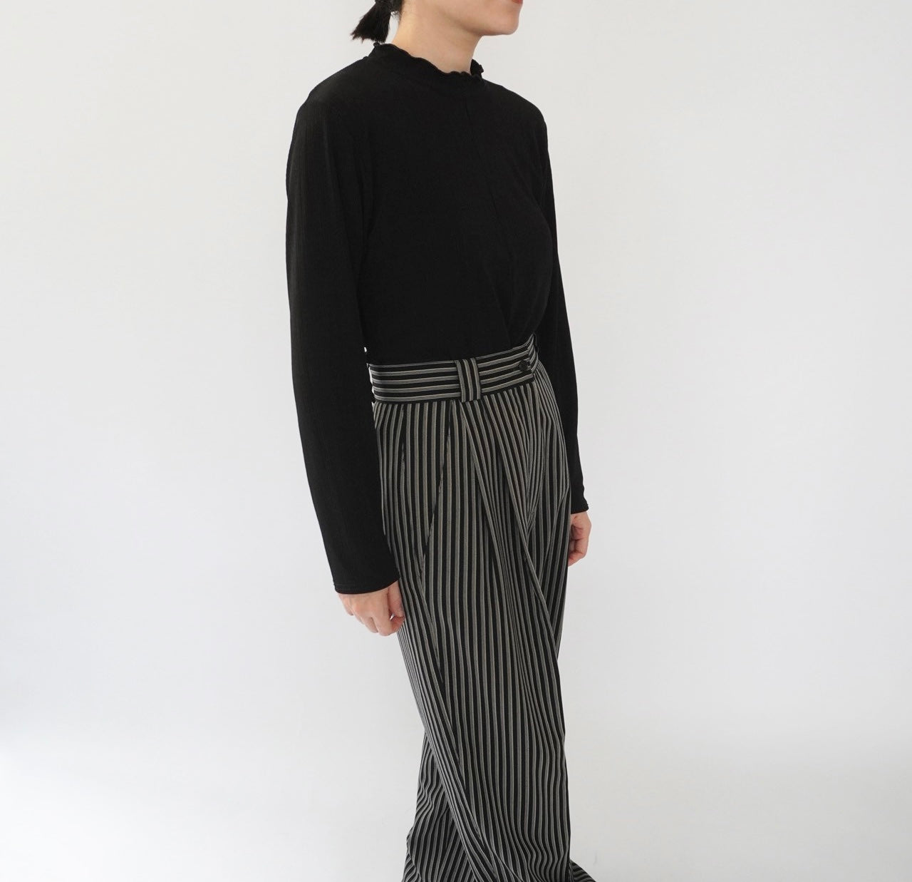 90s Black Design Top