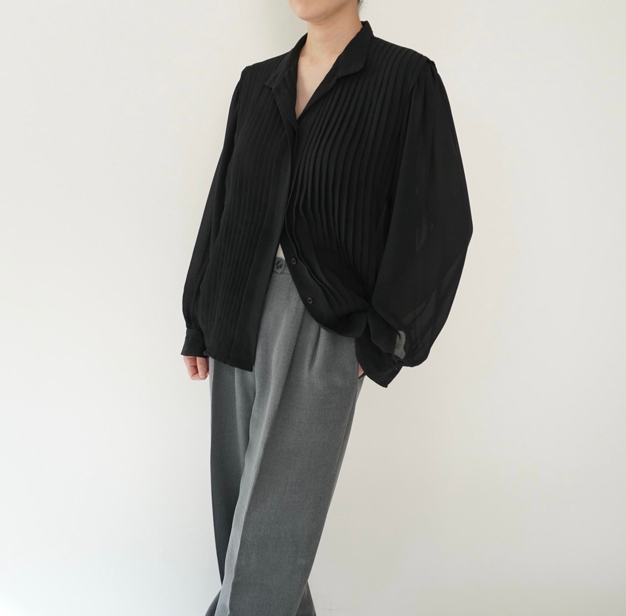 90s Pleated Design Blouse