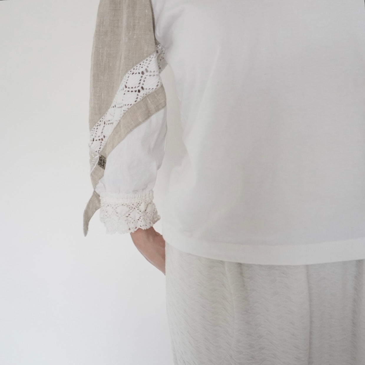 90s EURO Lace Design Top
