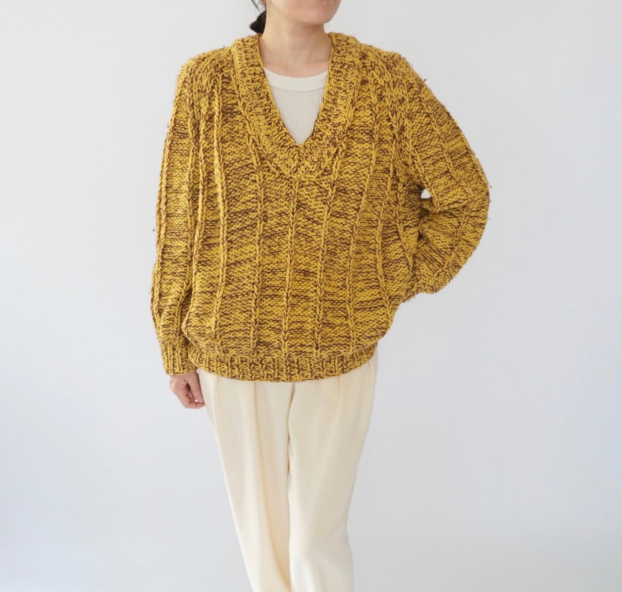 80s V Neck Knit