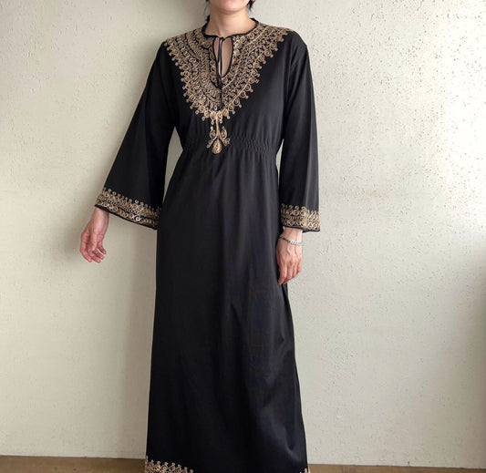 70s Embroidery Dress