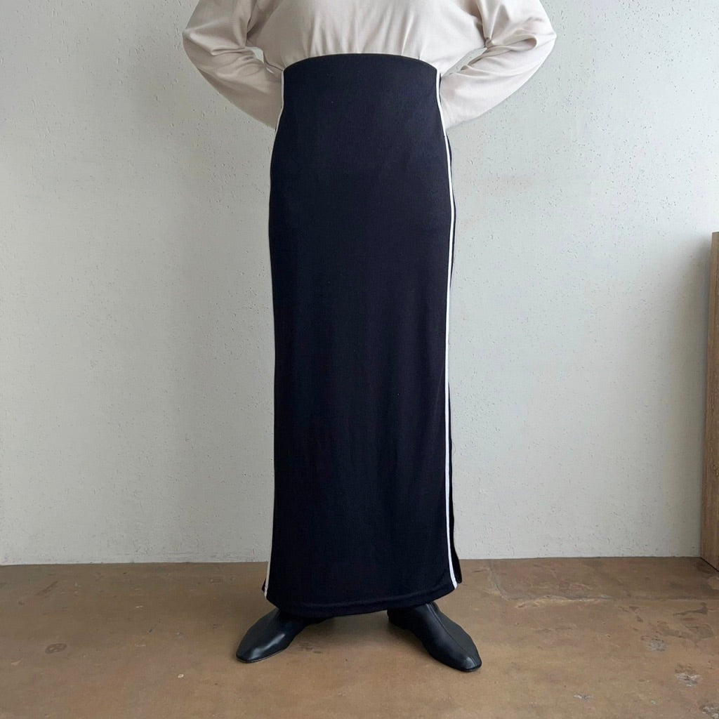 90s Side Line Skirt