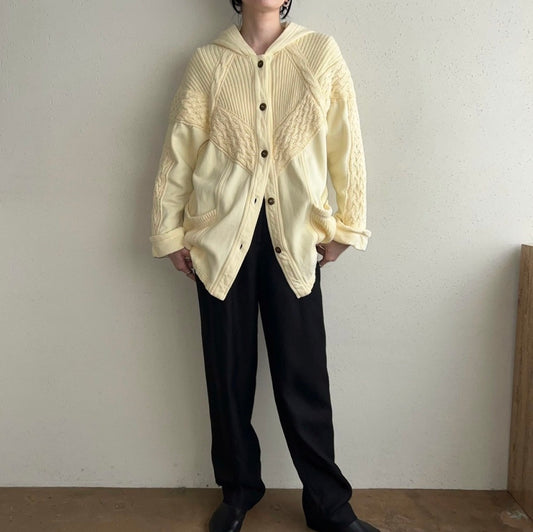 90s Design Hooded Sweater