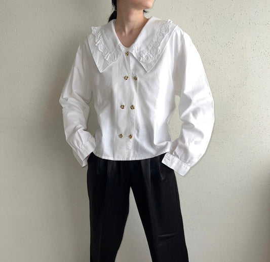 90s Lace Design Blouse