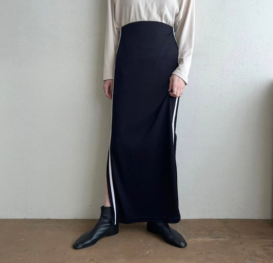 90s Side Line Skirt