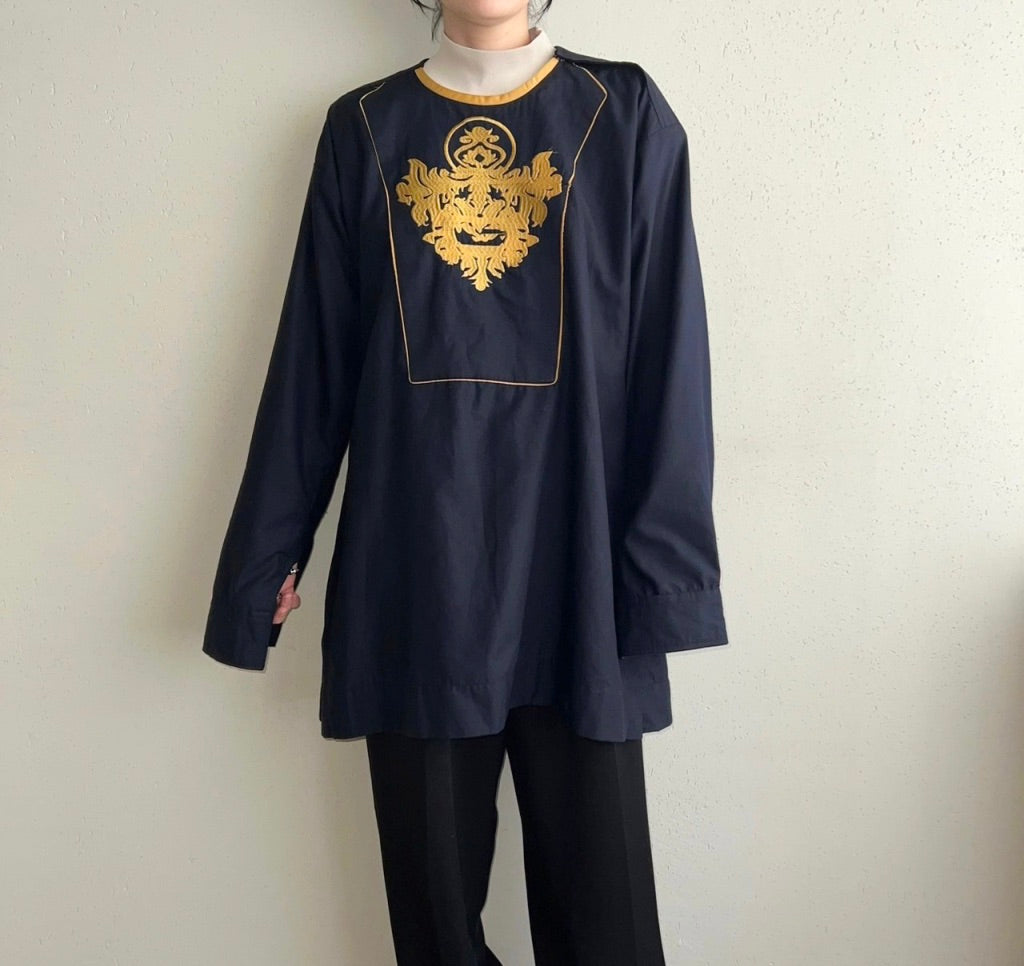 80s Embroidery Design Blouse